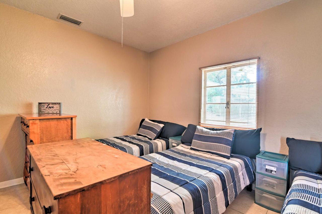 Pet-Friendly Auburndale House With Lake Views! Extérieur photo